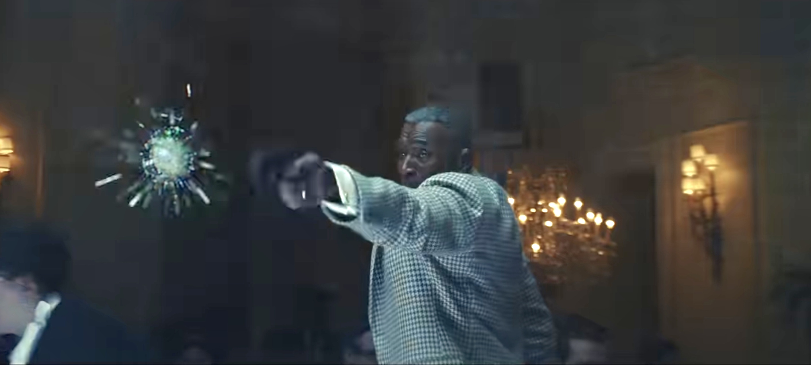 Isaiah Bradley is attempting to assassinate U.S. President Thaddeus Ross