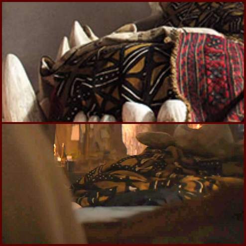 A very similar patterned sheets on both Hulk's bed in Thor Ragnarok and Deadpool and Wolverine