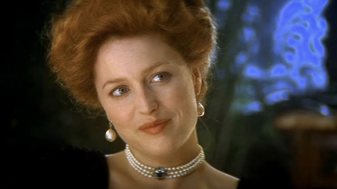 Gillian Anderson as Lily Bart in 'The House of Mirth (2000)'.